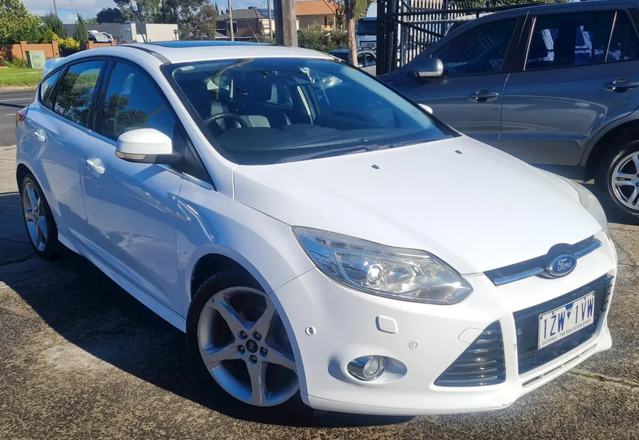 FORD FOCUS
