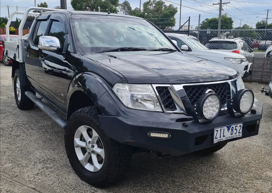 NISSAN NAVARA
