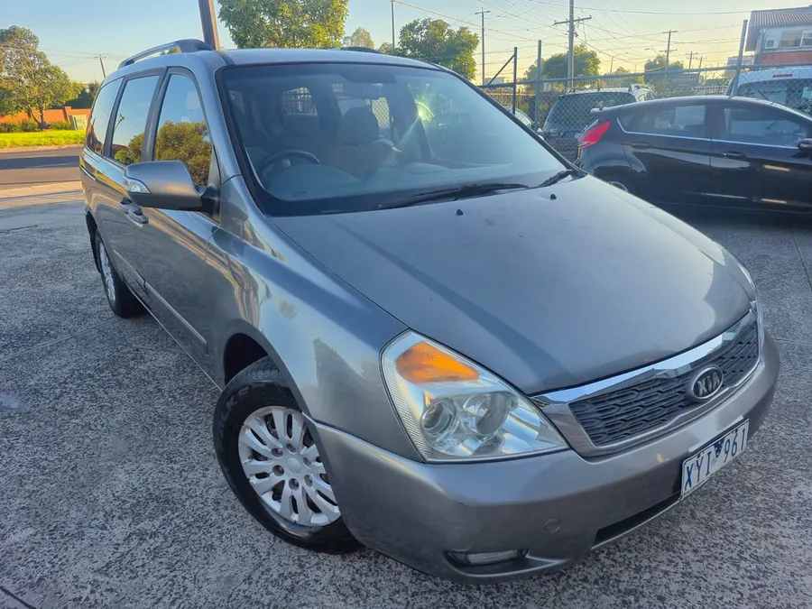 KIA GRAND CARNIVAL