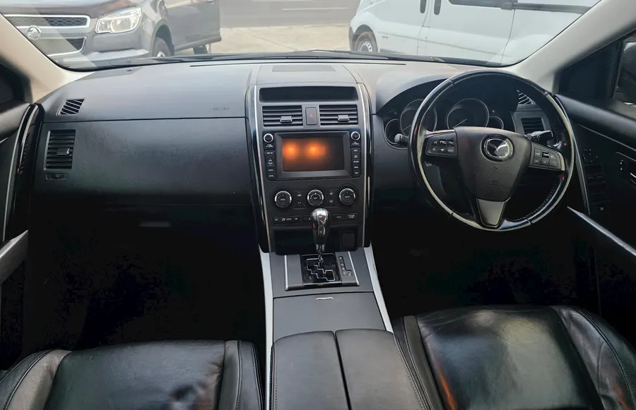 Vehicle Thumbnail 11