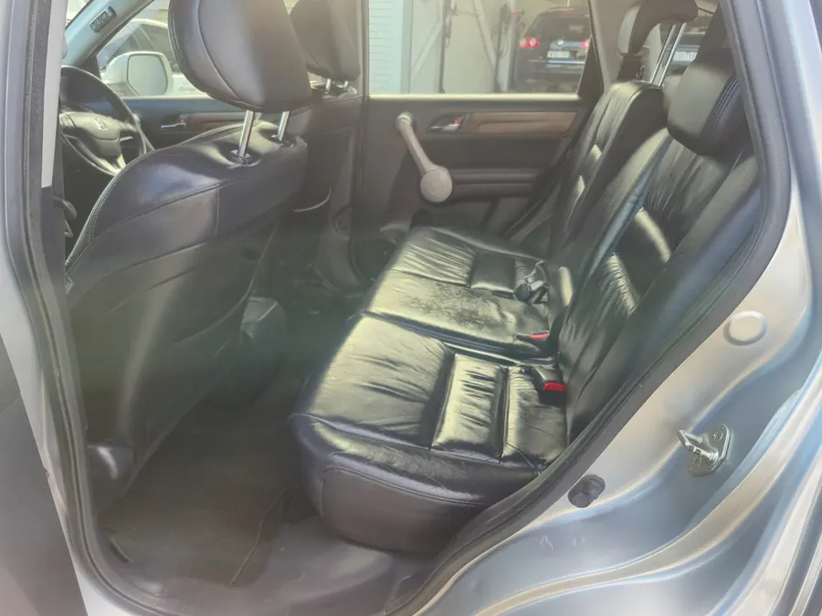 Vehicle Thumbnail 14