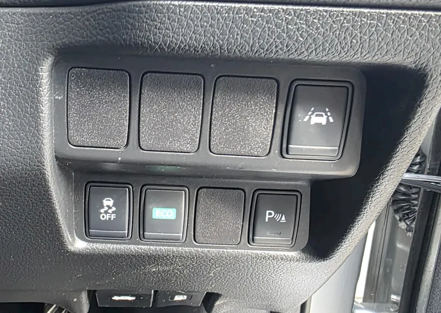 Vehicle Thumbnail 17