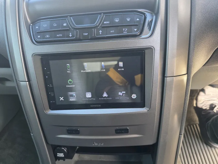 Vehicle Thumbnail 11