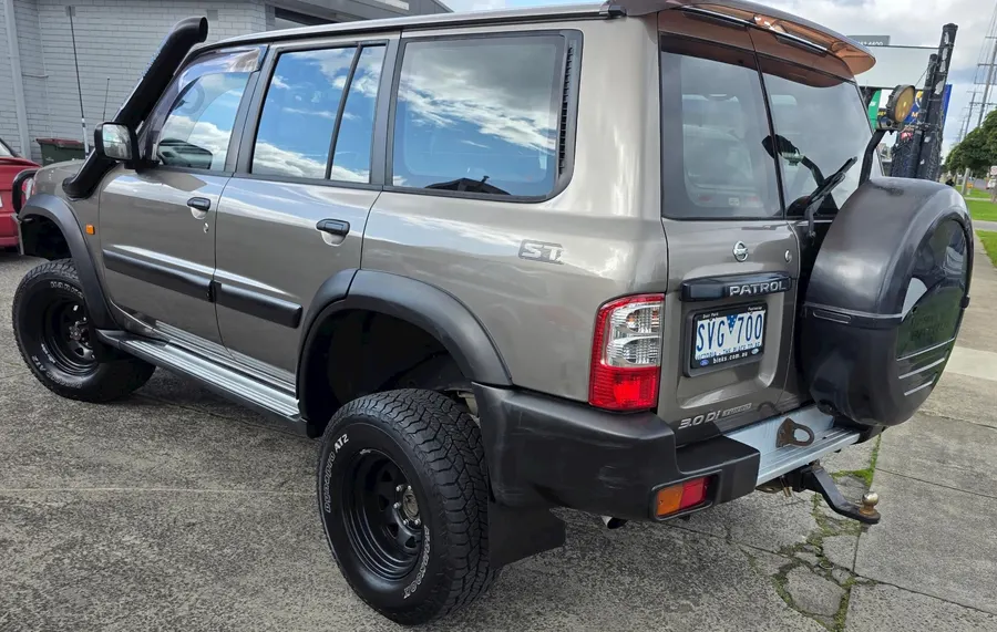 Vehicle Thumbnail 5