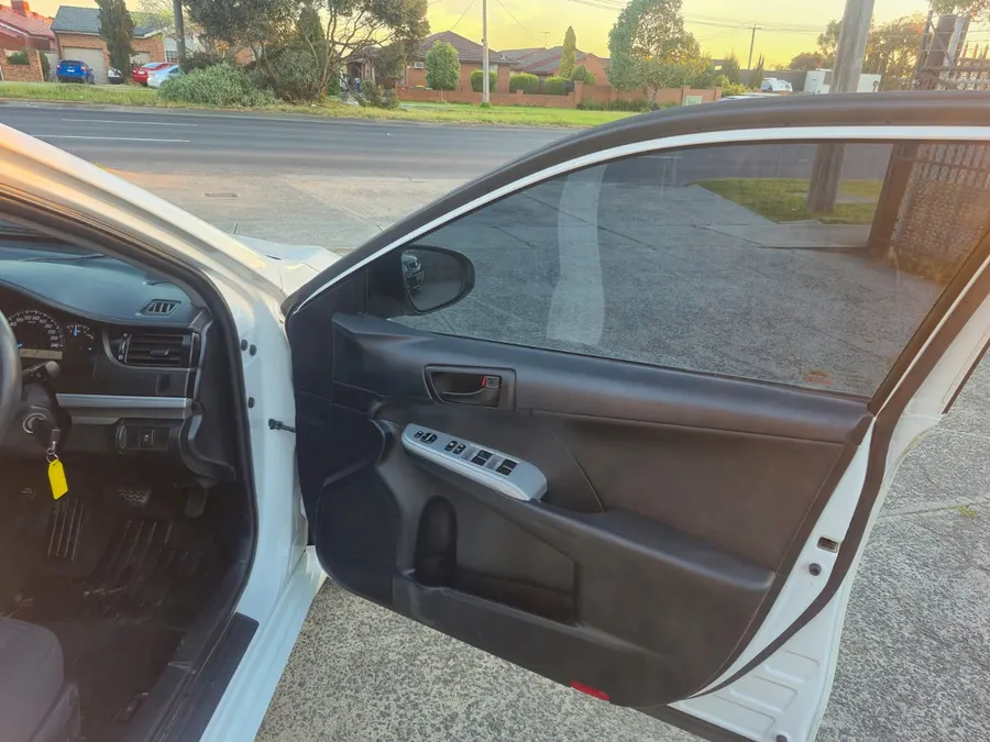 Vehicle Thumbnail 9